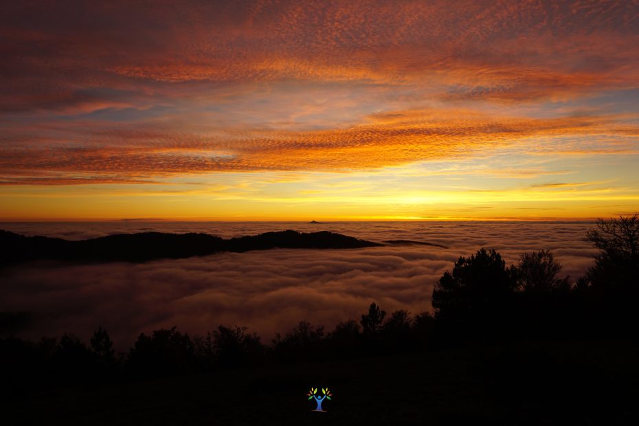 Tramonto da monte scuro